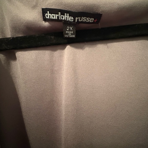 Gorgeous Olive Floral Wrap Dress 2x - Picture 7 of 7